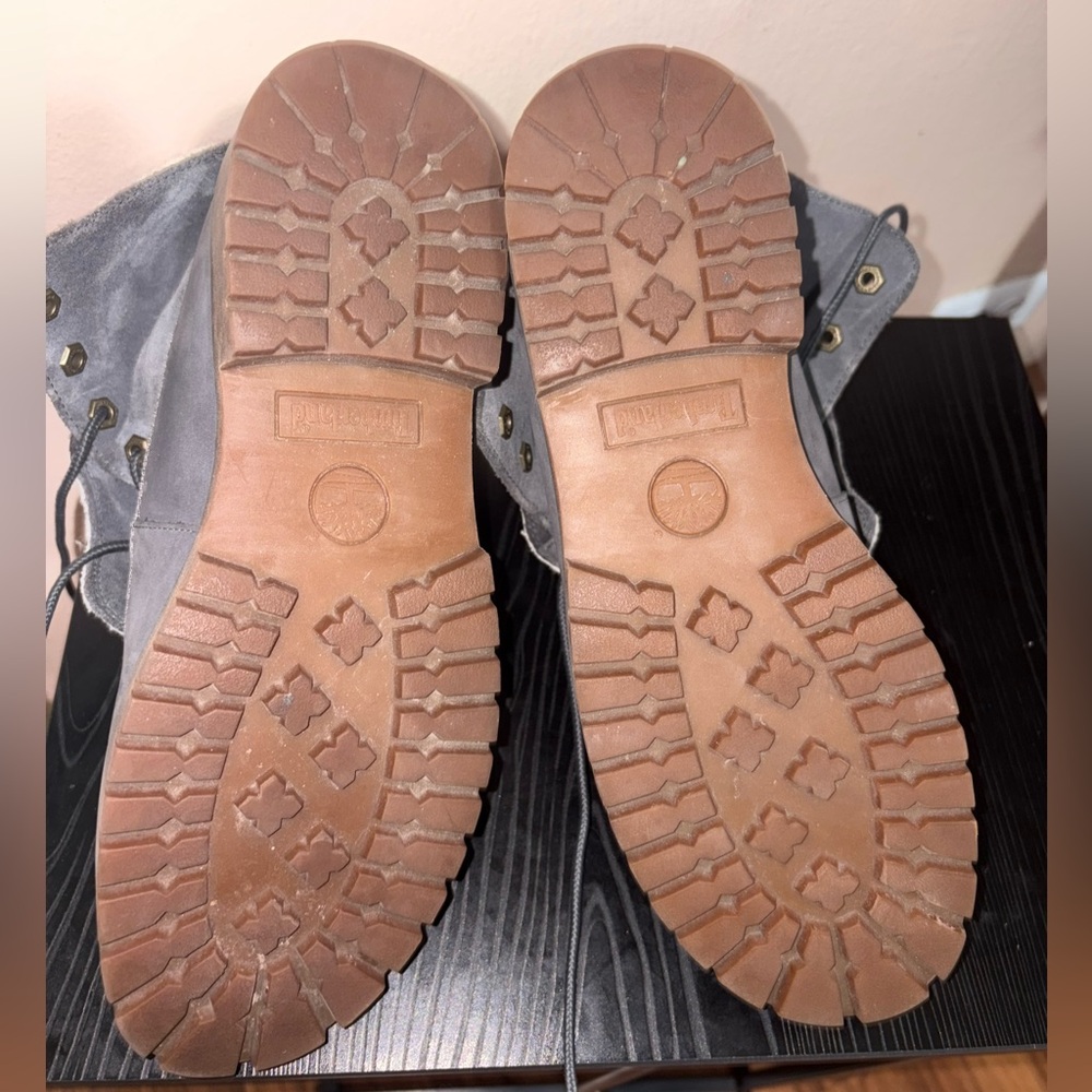 Timberland Women's Dark Gray Combat Boots - Picture 10 of 11